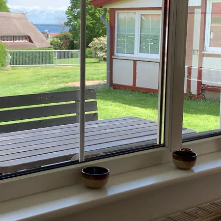 펜션 Ferienhaeuser - Baltic Wohlenberg